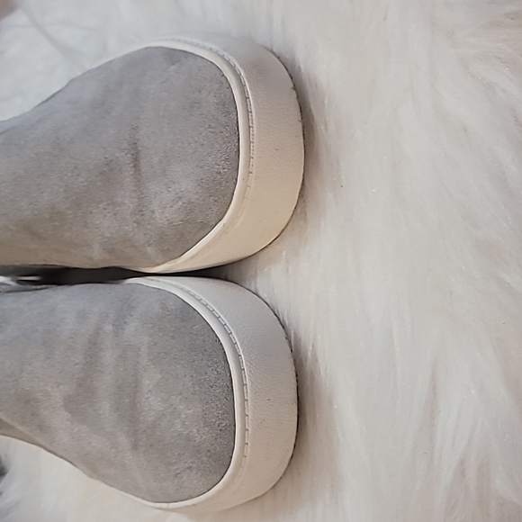 Steven Madden Suede Loafers - Picture 5 of 7